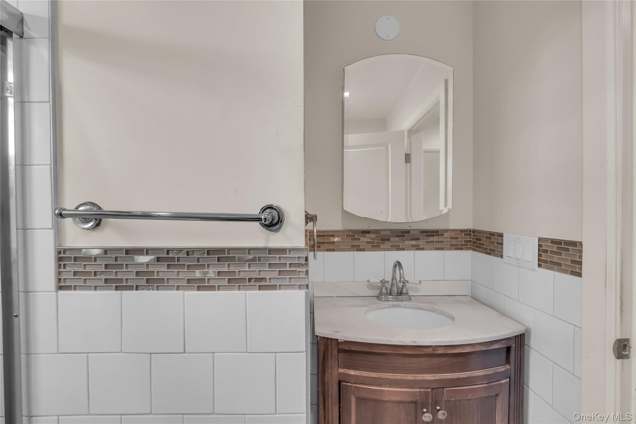 Single Family Flanders Suffolk County, NY 11901, MLS-910832-32