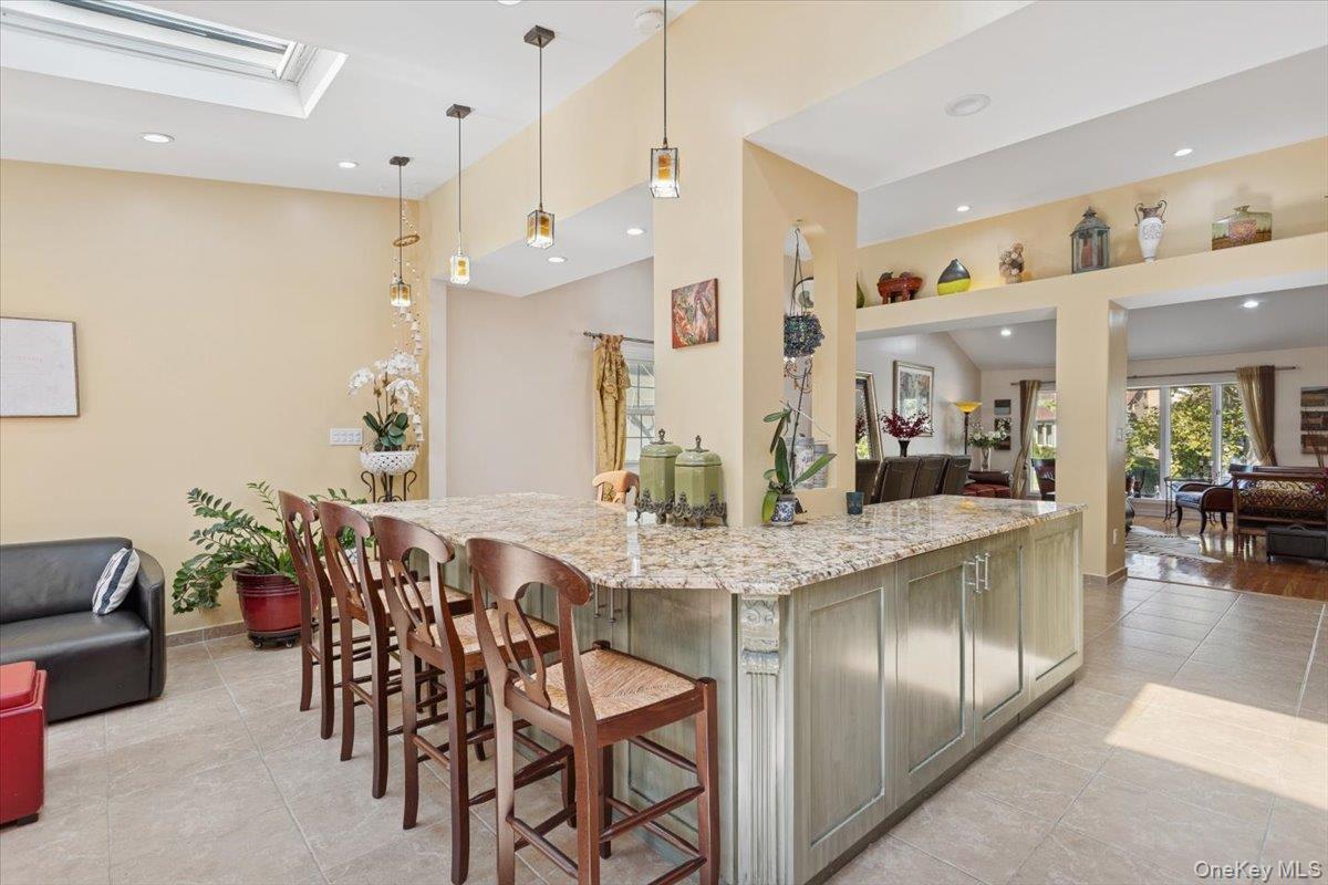 Single Family Amherst Nassau County, NY 11598, MLS-910840-15