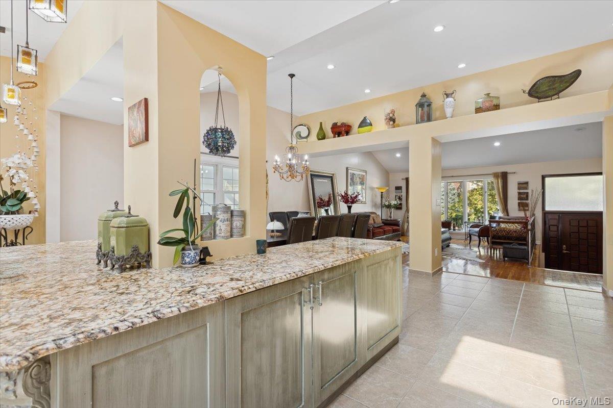 Single Family Amherst Nassau County, NY 11598, MLS-910840-16