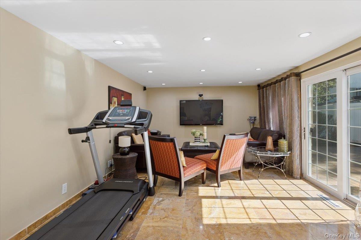 Single Family Amherst Nassau County, NY 11598, MLS-910840-19