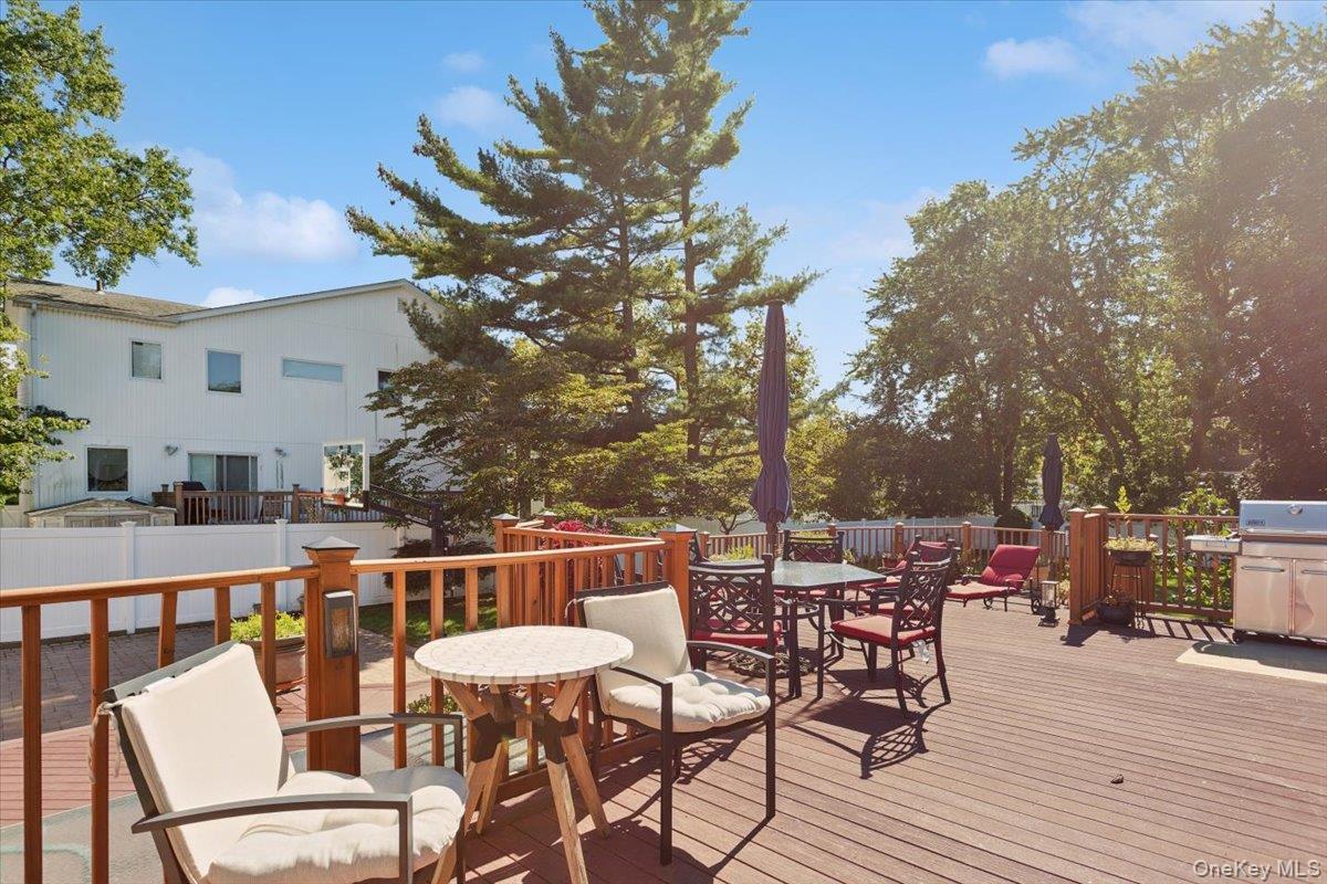 Single Family Amherst Nassau County, NY 11598, MLS-910840-28