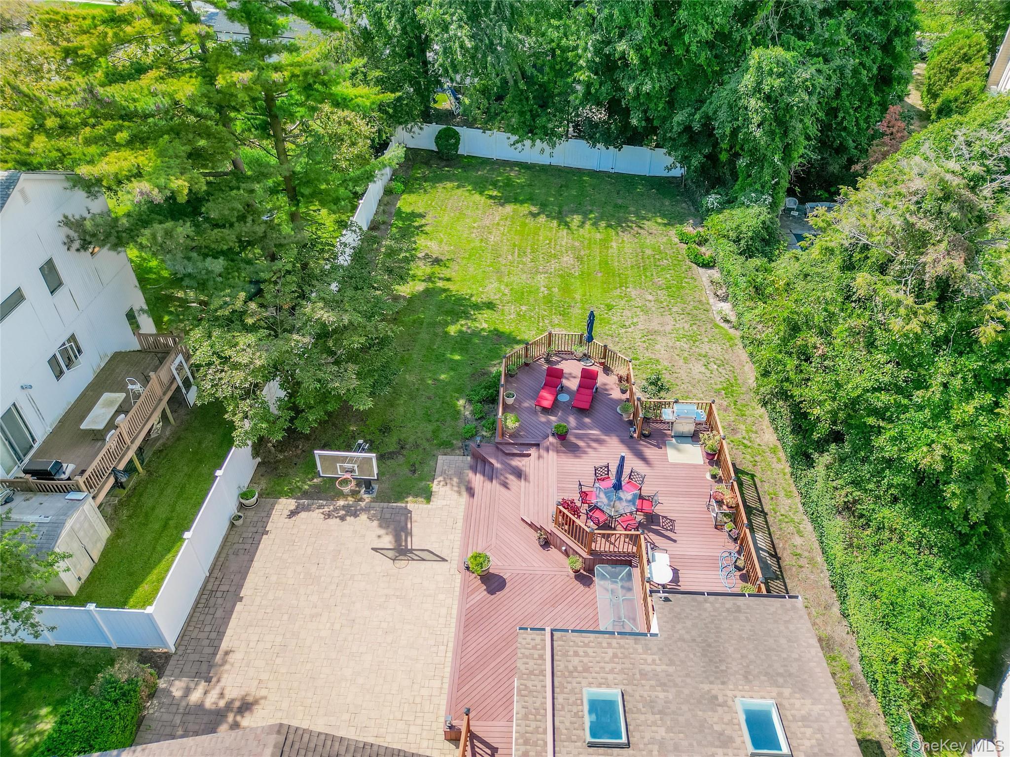 Single Family Amherst Nassau County, NY 11598, MLS-910840-36