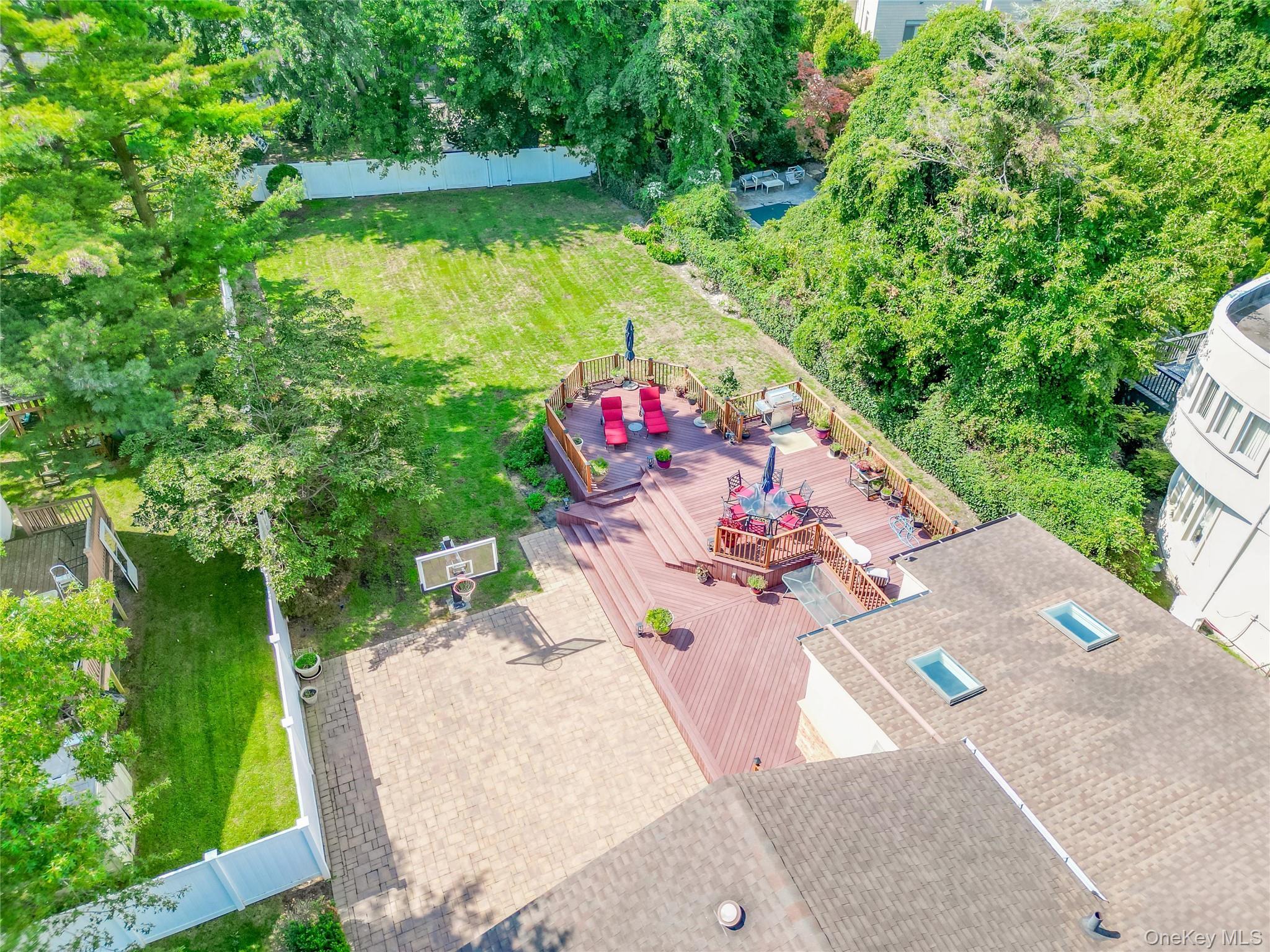 Single Family Amherst Nassau County, NY 11598, MLS-910840-37