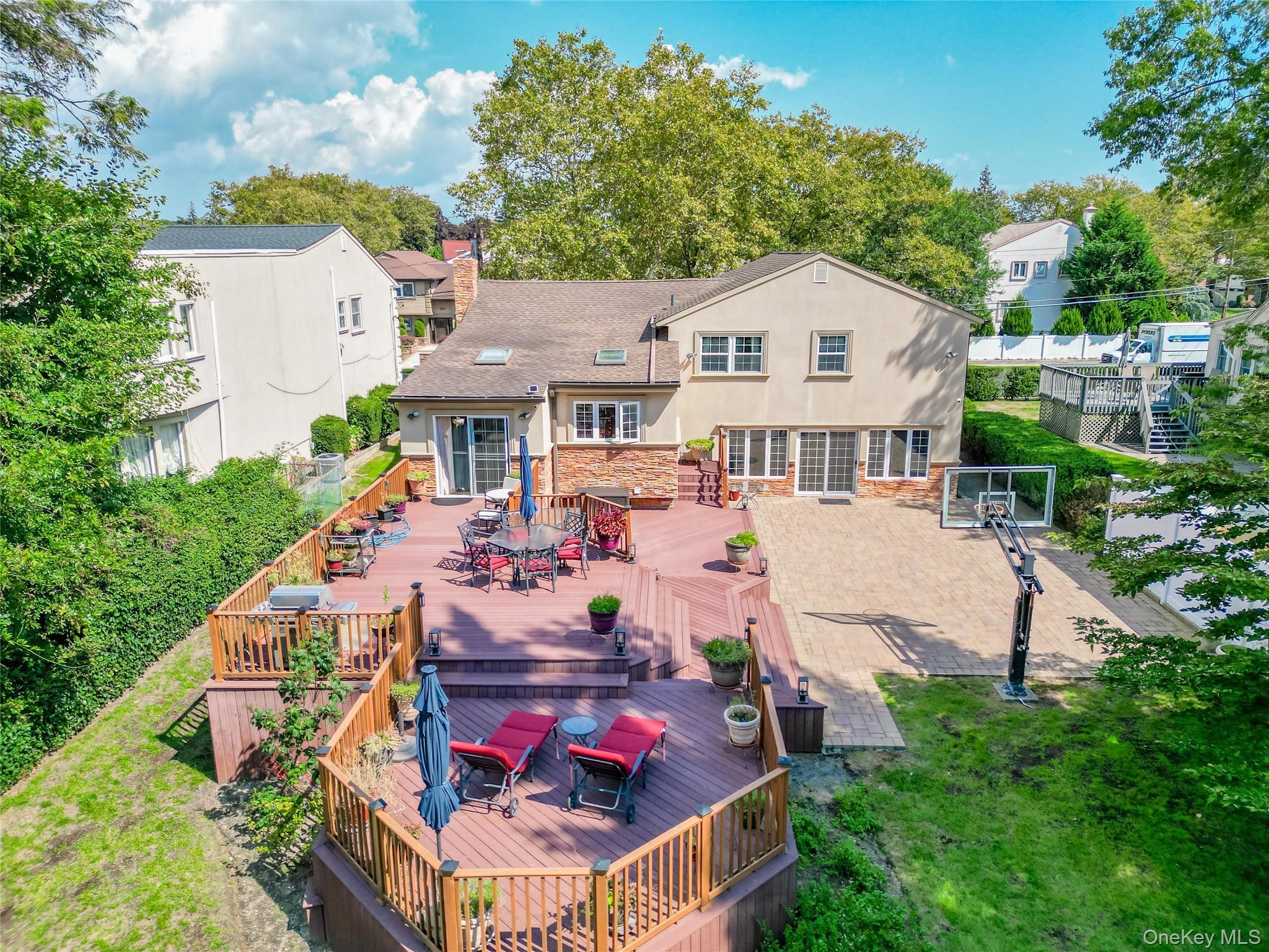 Single Family Amherst Nassau County, NY 11598, MLS-910840-38