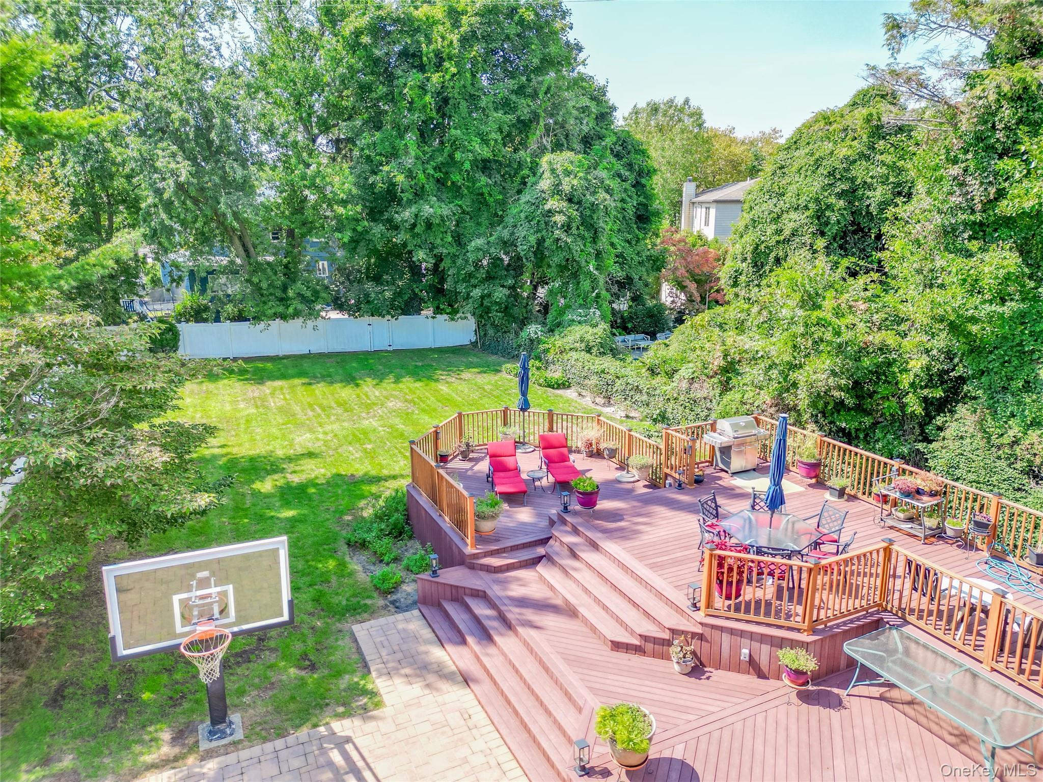 Single Family Amherst  Nassau County, NY 11598, MLS-910840-39