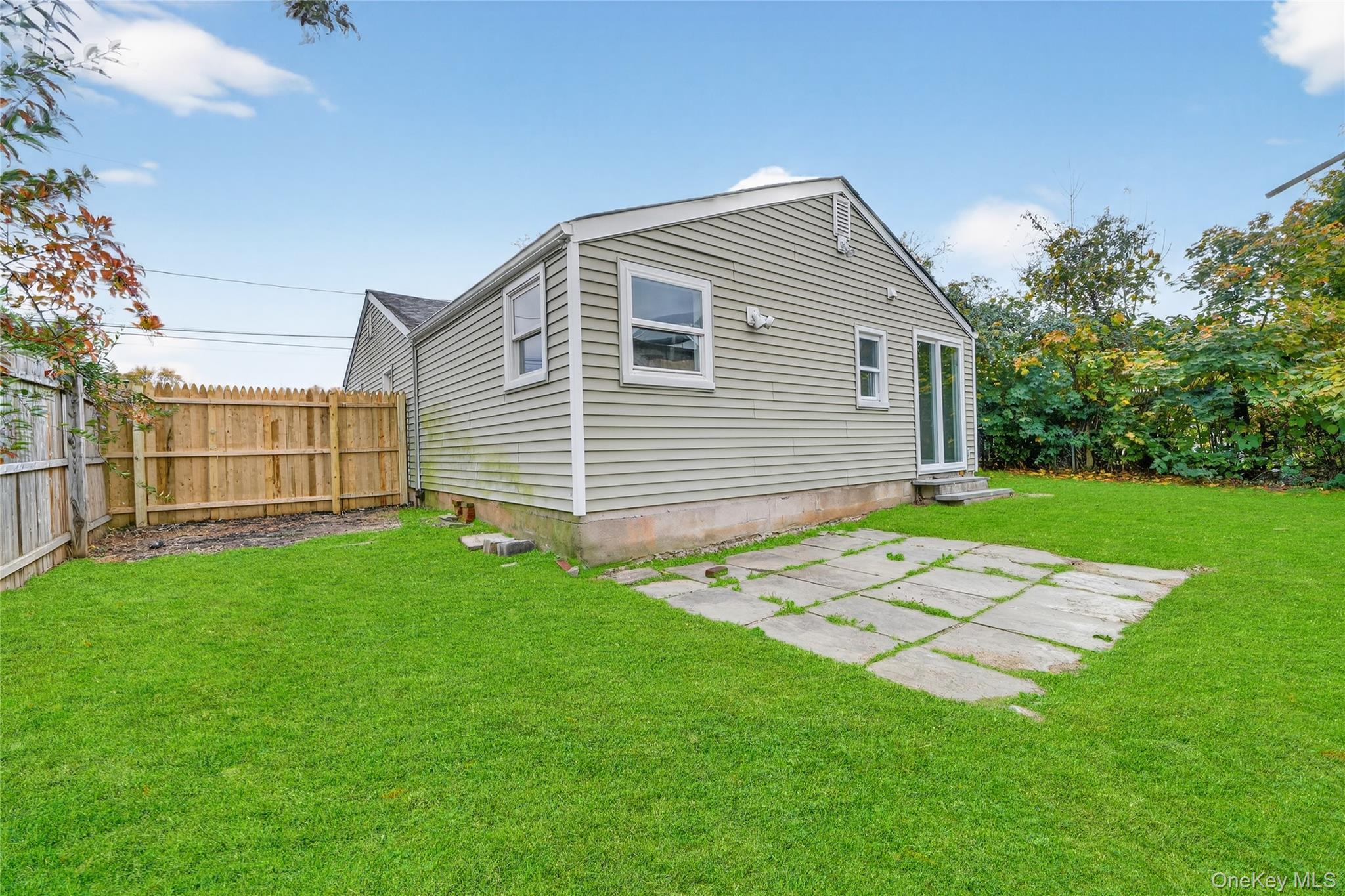 Single Family Wayne Rockland County, NY 10993, MLS-910842-25