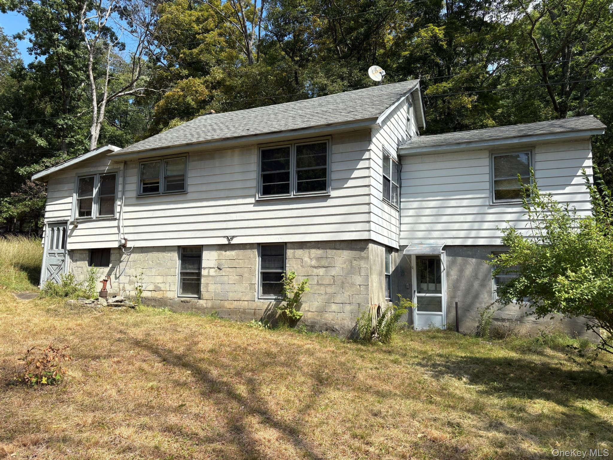 Single Family Pond Lilly  Columbia County, NY 12502, MLS-910860-2