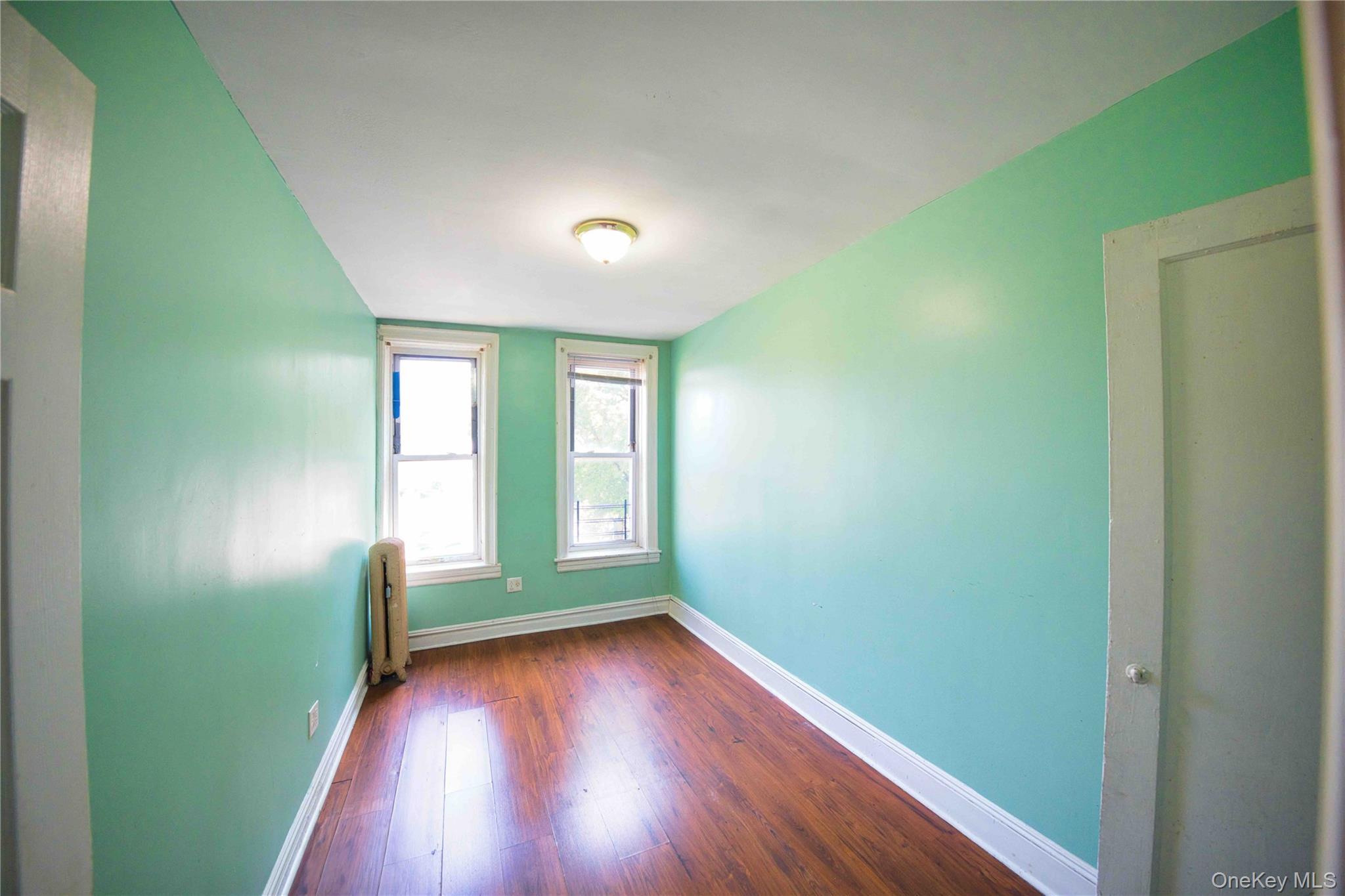 Single Family Rockaway  Brooklyn, NY 11236, MLS-910879-20