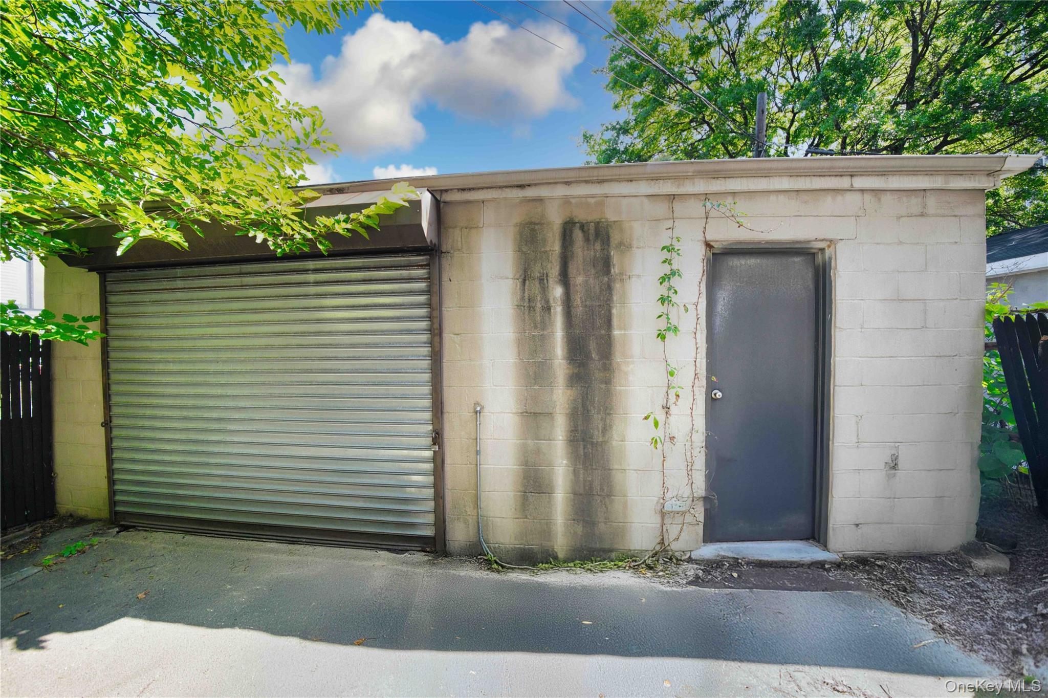 Single Family Rockaway  Brooklyn, NY 11236, MLS-910879-25