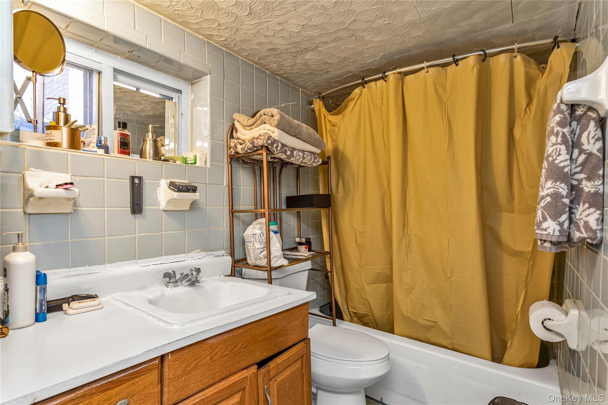 Single Family Harry Douglass  Queens, NY 11434, MLS-910939-15