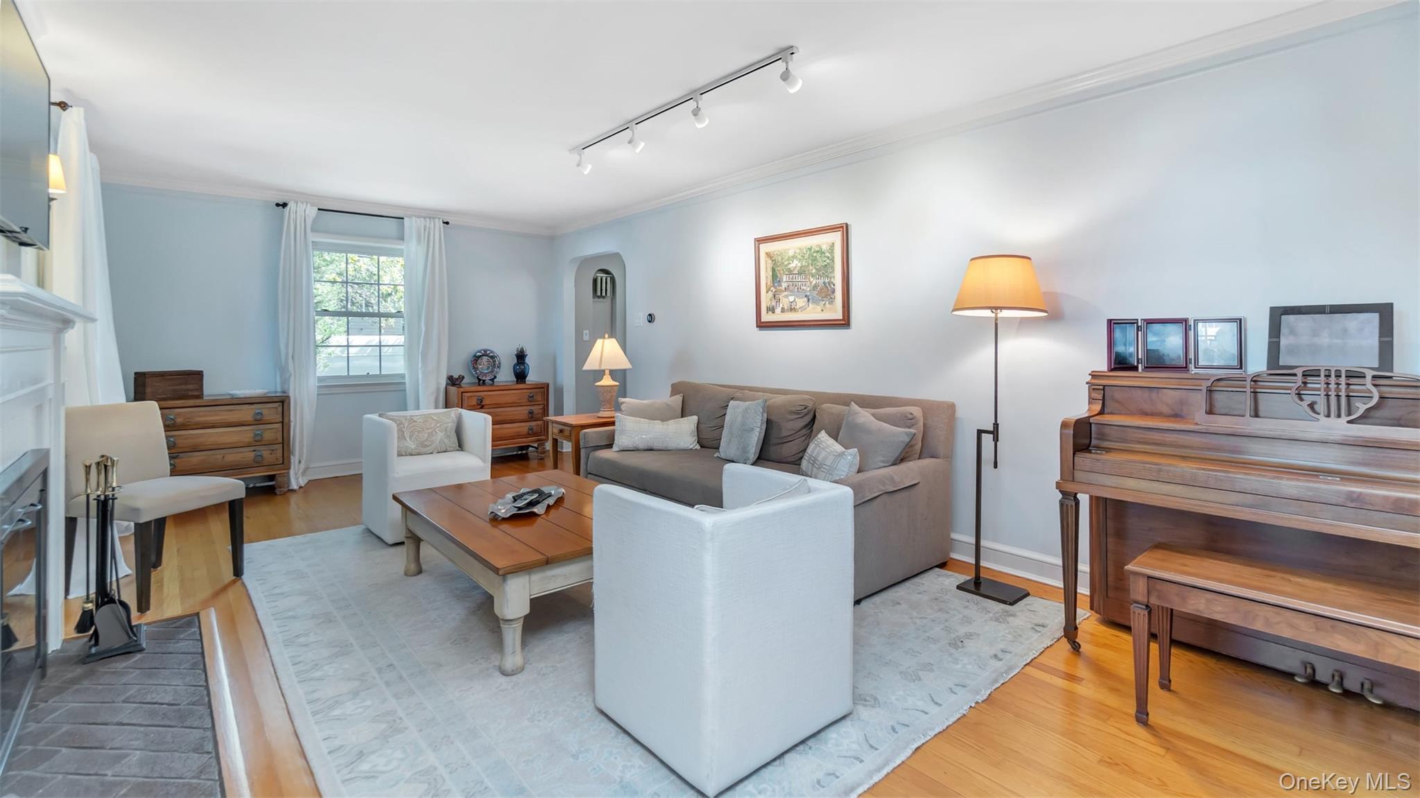 Single Family Carlton  Nassau County, NY 11565, MLS-910965-13