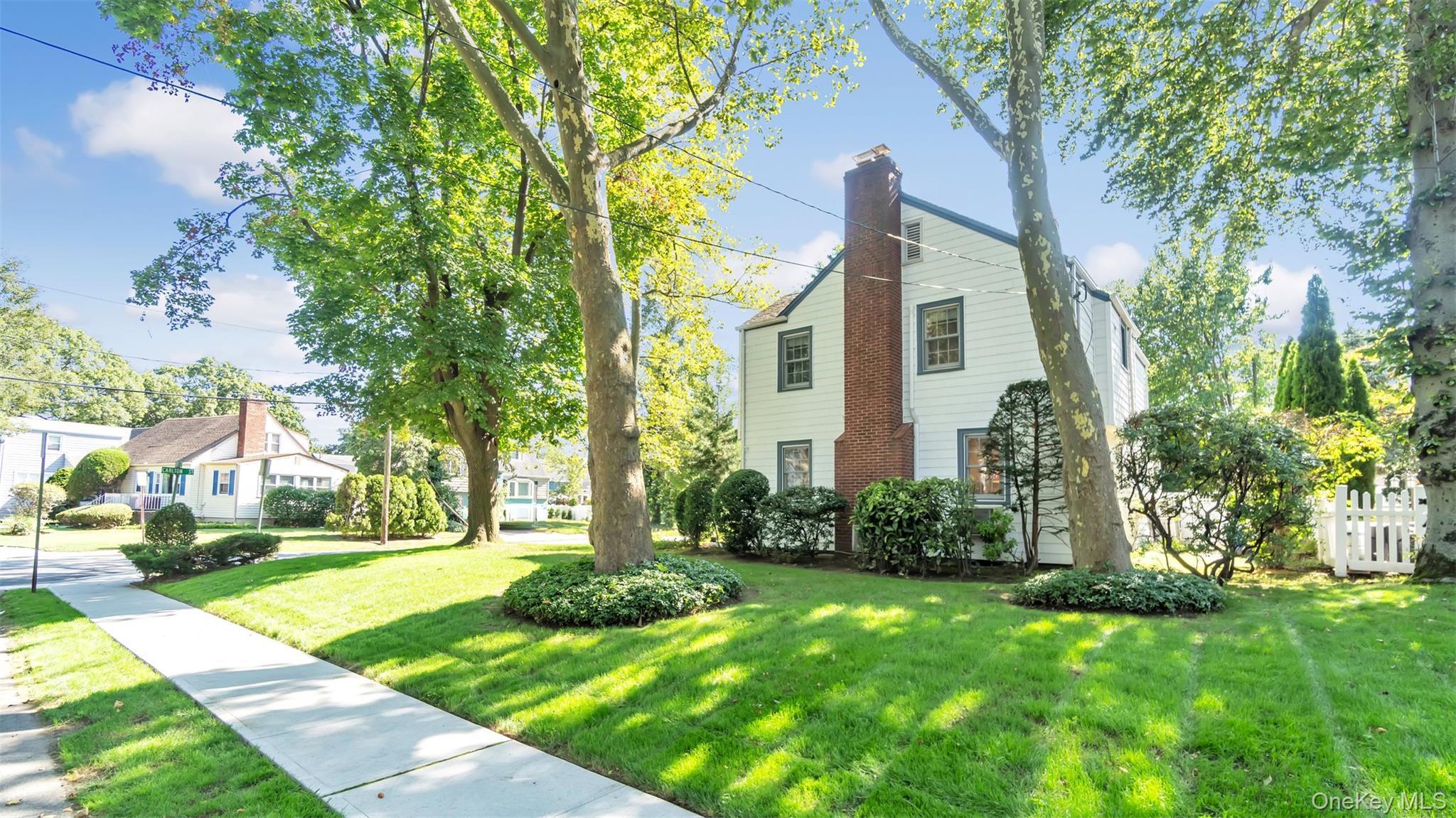 Single Family Carlton  Nassau County, NY 11565, MLS-910965-4