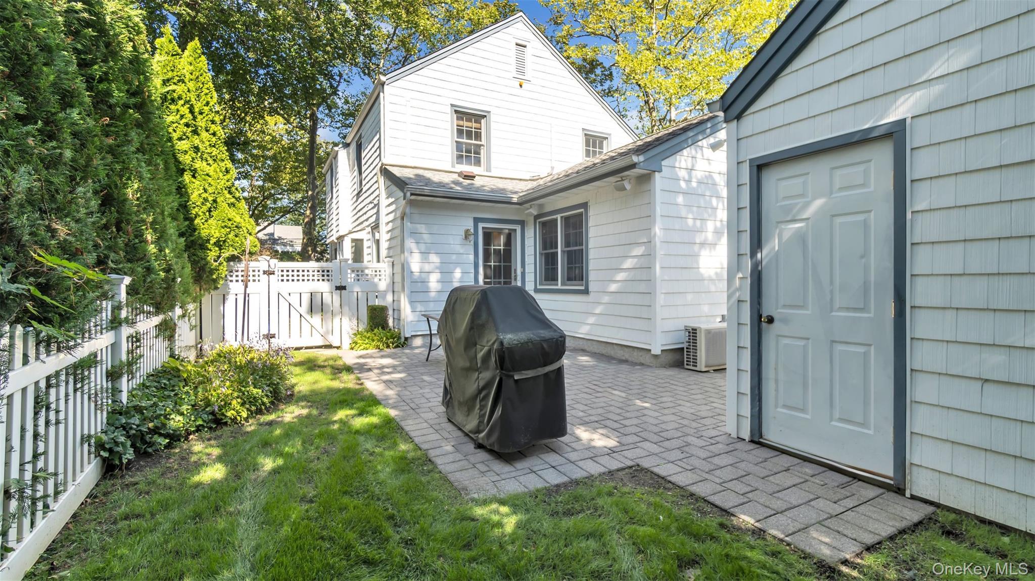 Single Family Carlton  Nassau County, NY 11565, MLS-910965-6