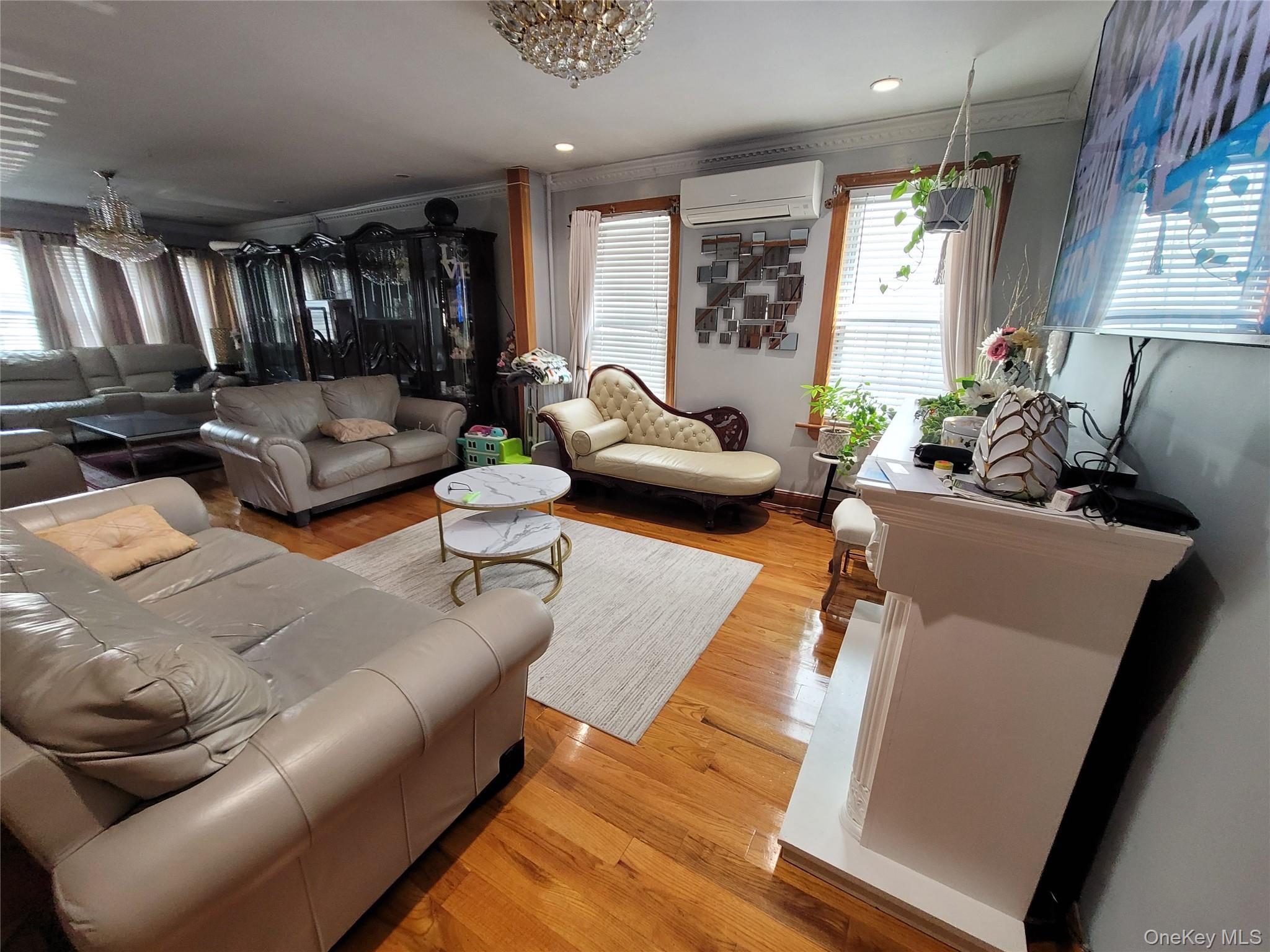 Single Family 126th Queens, NY 11418, MLS-910966-24