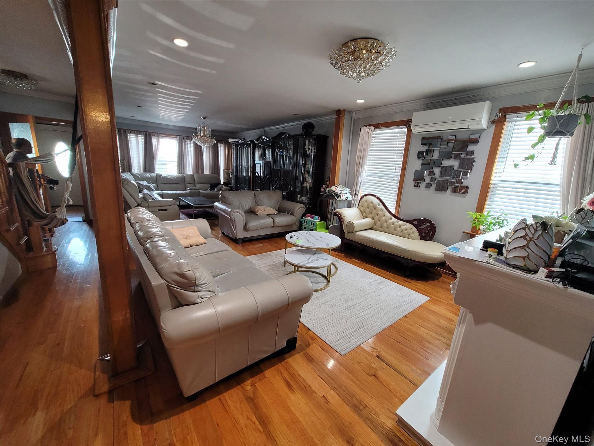 Single Family 126th Queens, NY 11418, MLS-910966-25