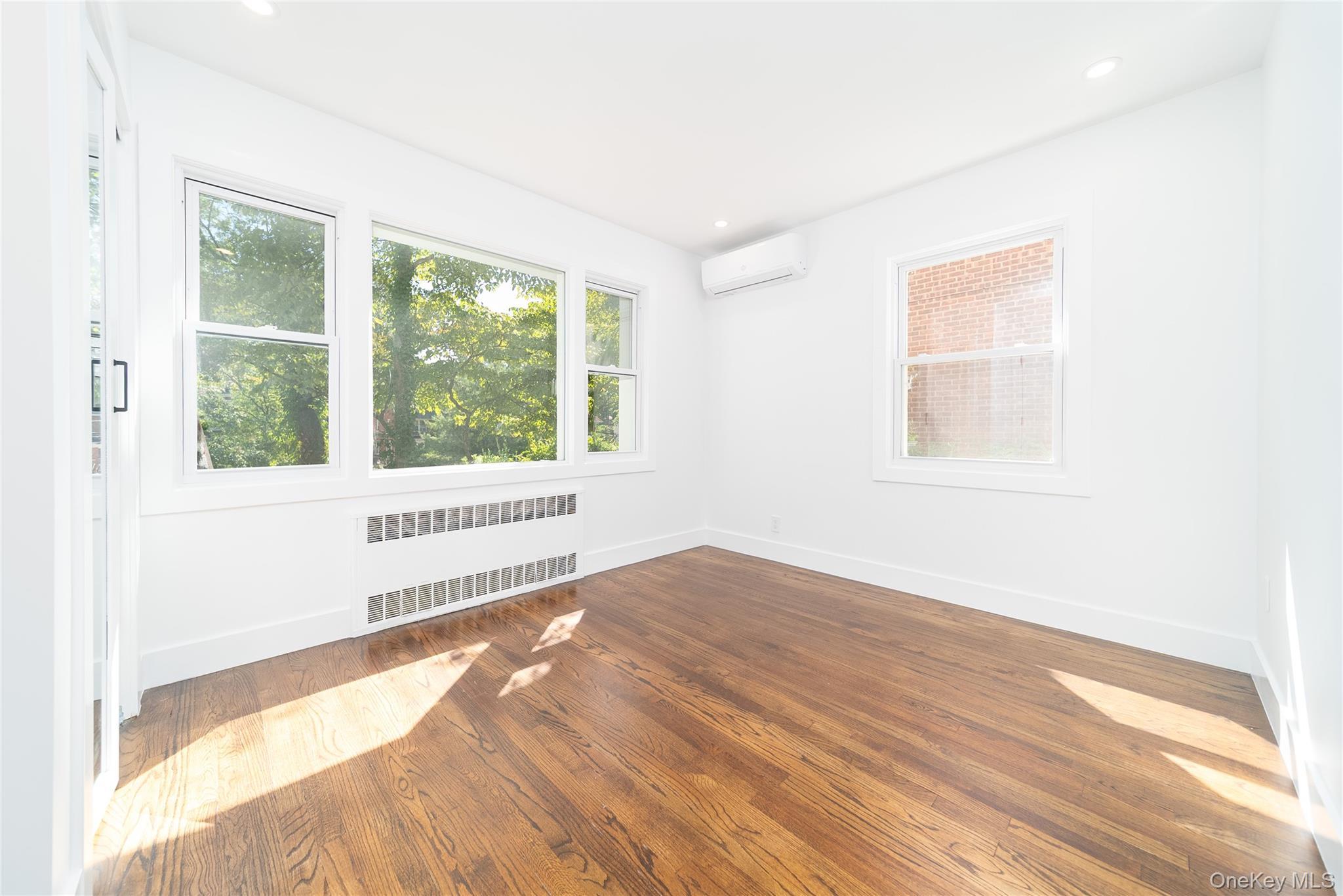Single Family Midland Parkway Queens, NY 11432, MLS-910967-15