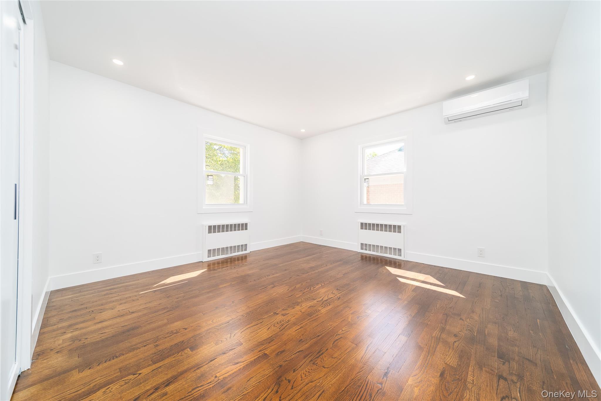 Single Family Midland Parkway Queens, NY 11432, MLS-910967-18