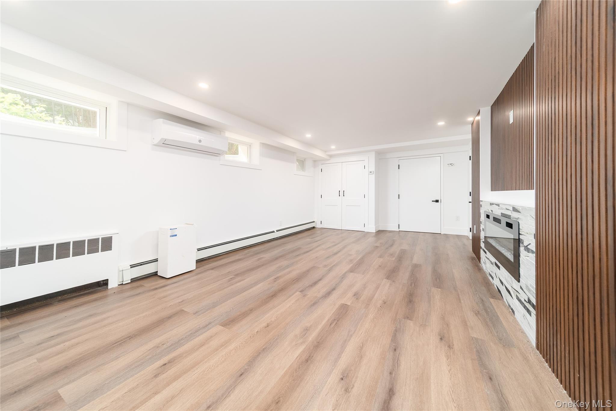 Single Family Midland Parkway Queens, NY 11432, MLS-910967-21