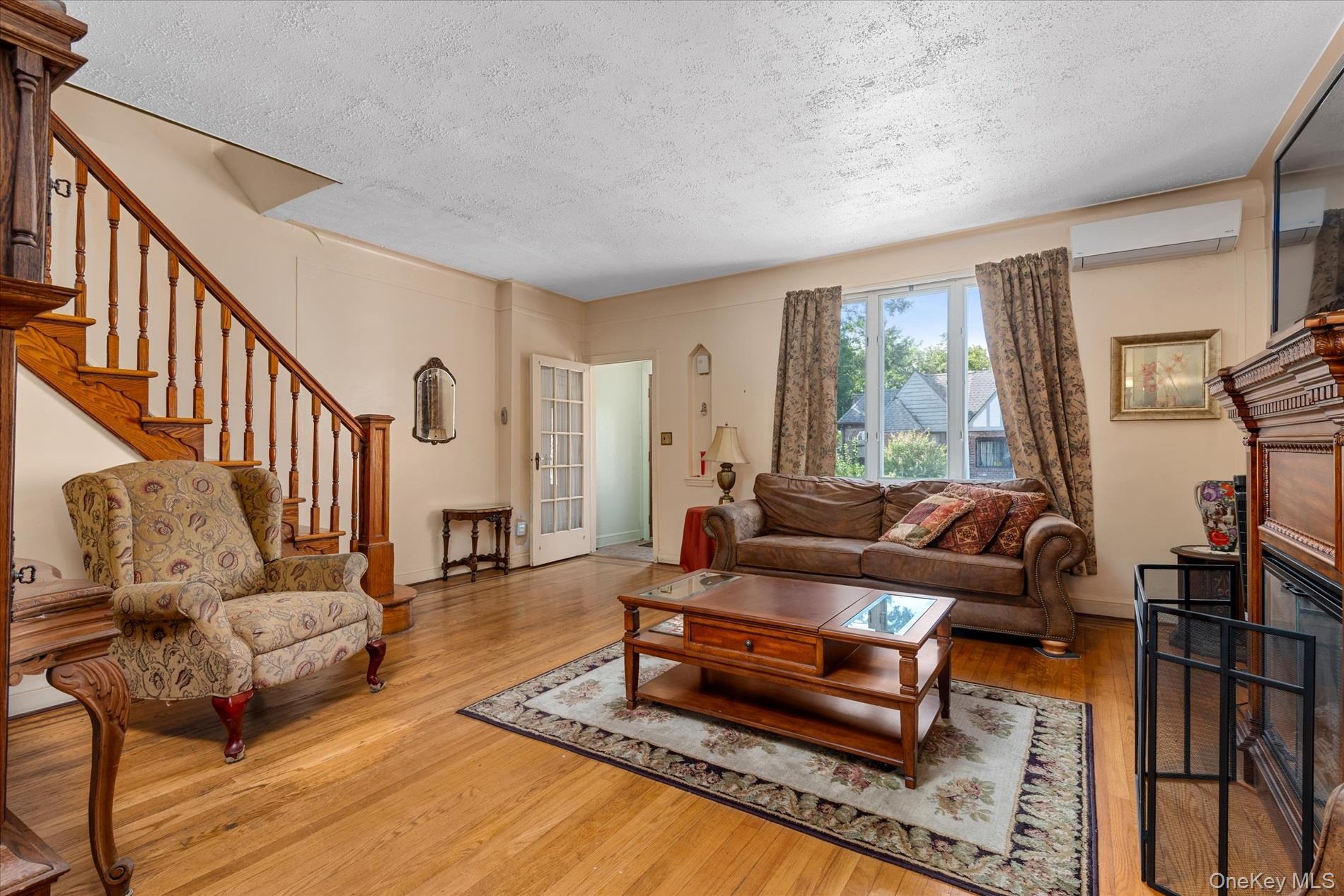 Single Family 85th  Queens, NY 11370, MLS-910968-4