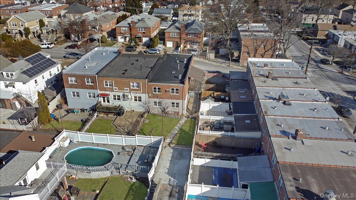 Single Family Mcowen Avenue  Bronx, NY 10475, MLS-910993-44