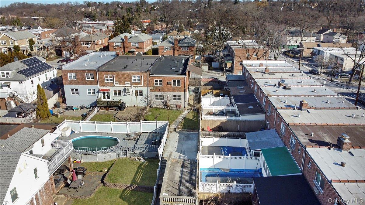 Single Family Mcowen Avenue  Bronx, NY 10475, MLS-910993-45