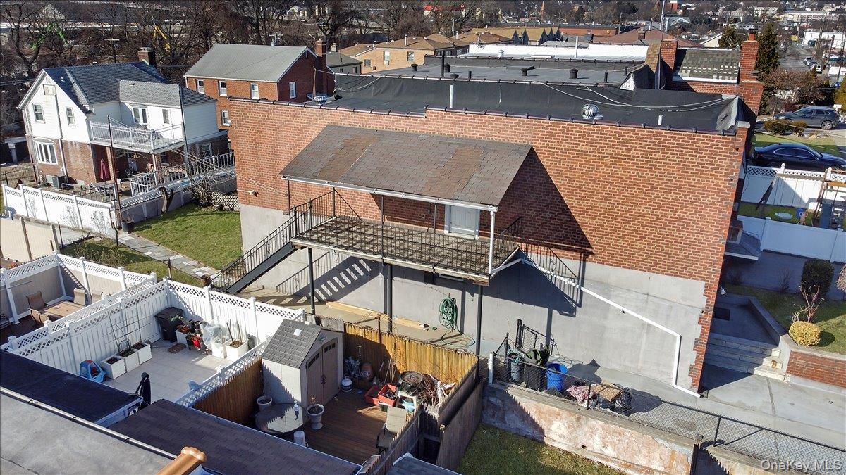 Single Family Mcowen Avenue  Bronx, NY 10475, MLS-910993-47