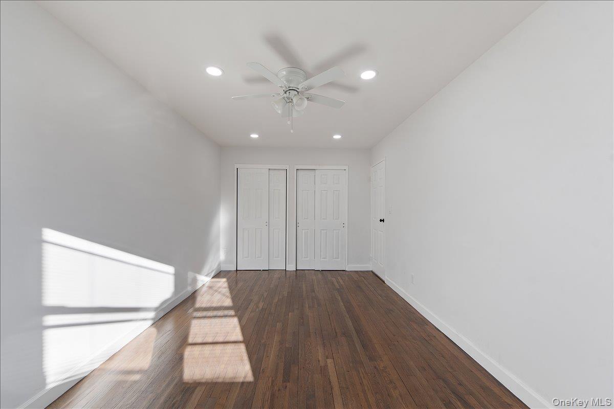 Single Family Mcowen Avenue  Bronx, NY 10475, MLS-910993-9