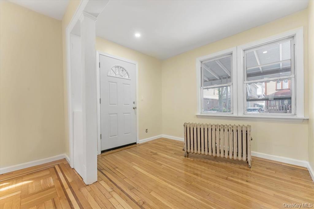 Single Family Wickham  Bronx, NY 10466, MLS-911007-10