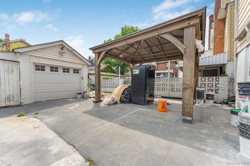 Single Family Wickham  Bronx, NY 10466, MLS-911007-23