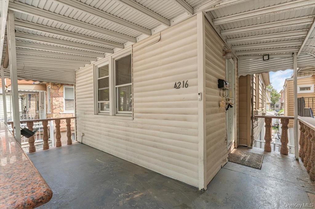 Single Family Wickham  Bronx, NY 10466, MLS-911007-3