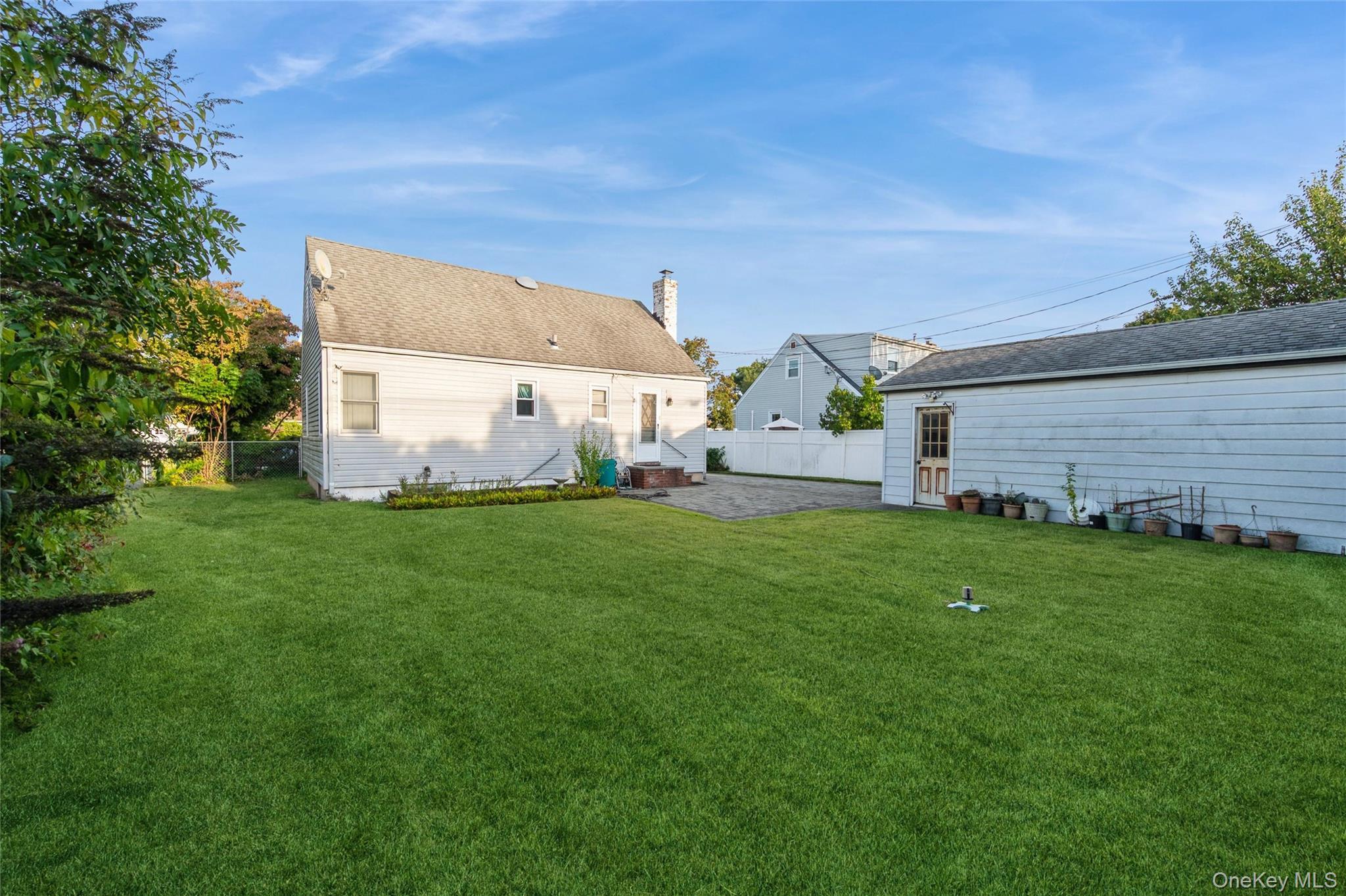 Single Family Cardinal Nassau County, NY 11756, MLS-911012-9