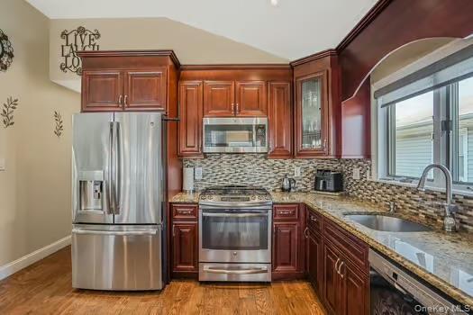 Single Family 79th  Queens, NY 11414, MLS-911018-31