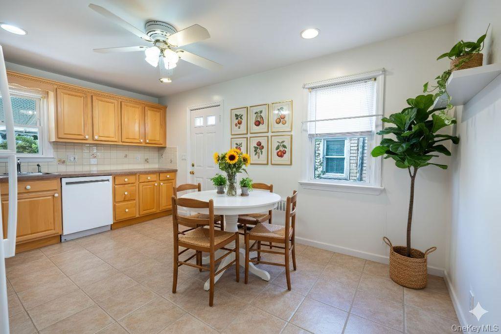 Single Family Storey  Westchester County, NY 10710, MLS-911040-10