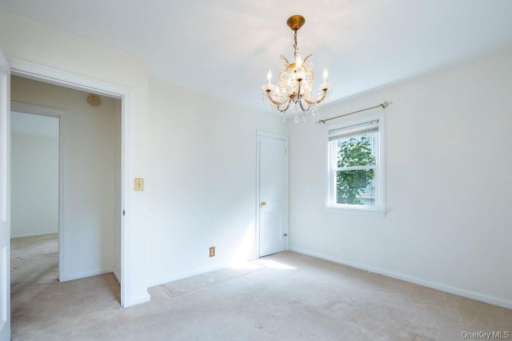 Single Family Storey  Westchester County, NY 10710, MLS-911040-12