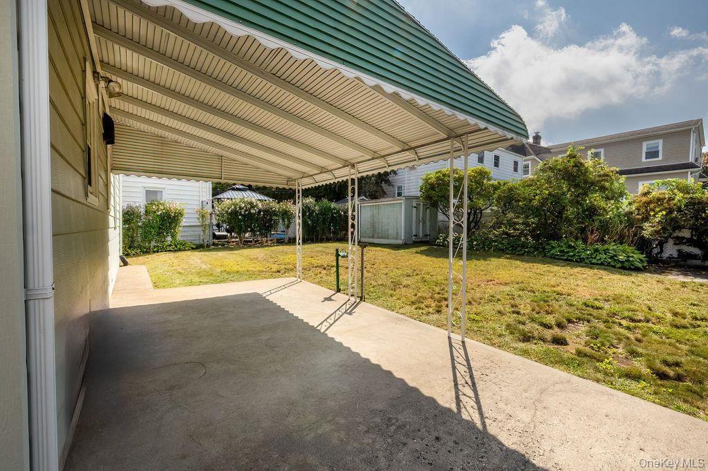 Single Family Storey  Westchester County, NY 10710, MLS-911040-24