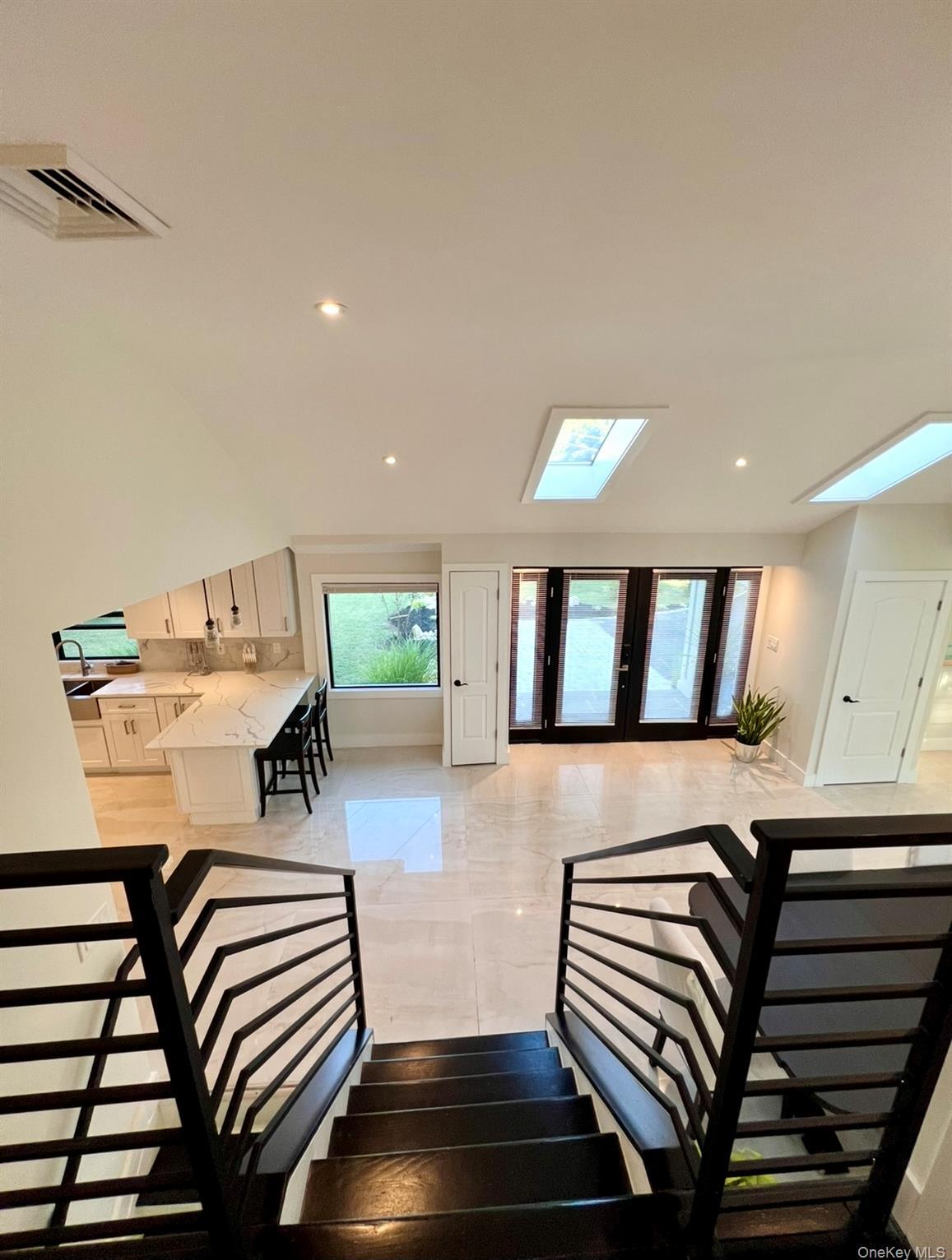 Single Family Locust Suffolk County, NY 11769, MLS-911049-12