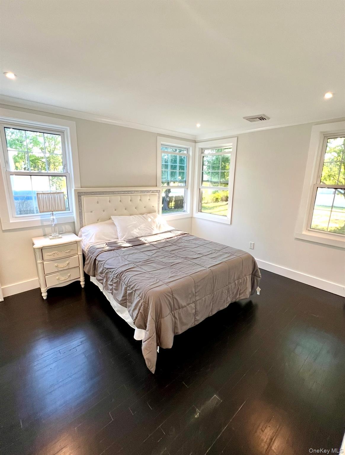 Single Family Locust Suffolk County, NY 11769, MLS-911049-14