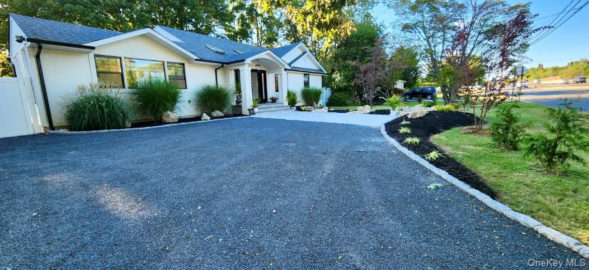 Single Family Locust Suffolk County, NY 11769, MLS-911049-3