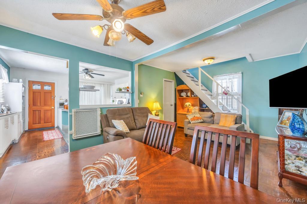 Single Family Park  Nassau County, NY 11580, MLS-911050-12