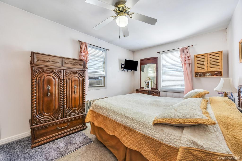 Single Family Park  Nassau County, NY 11580, MLS-911050-13