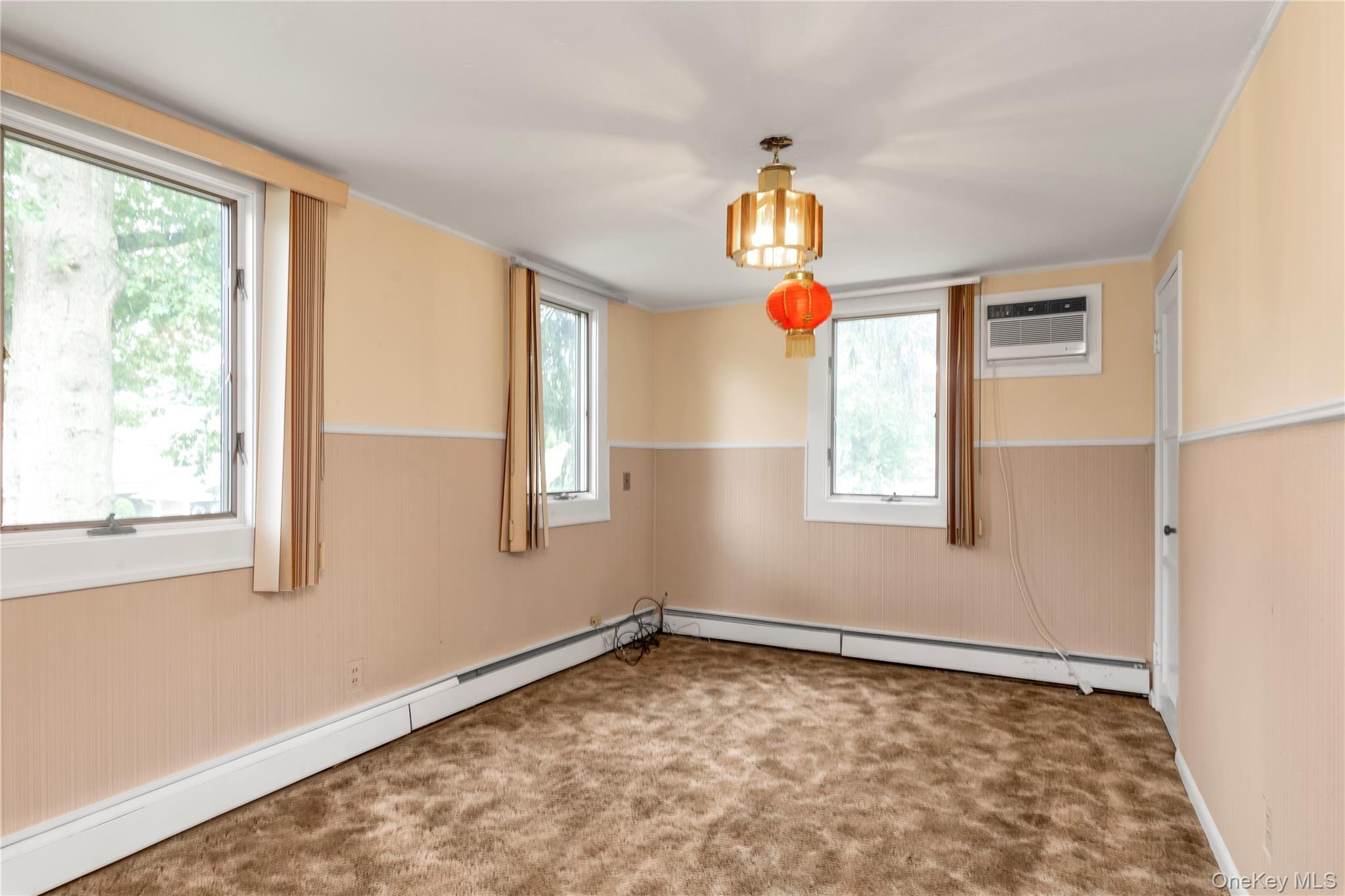 Single Family Hillturn Nassau County, NY 11577, MLS-911067-16