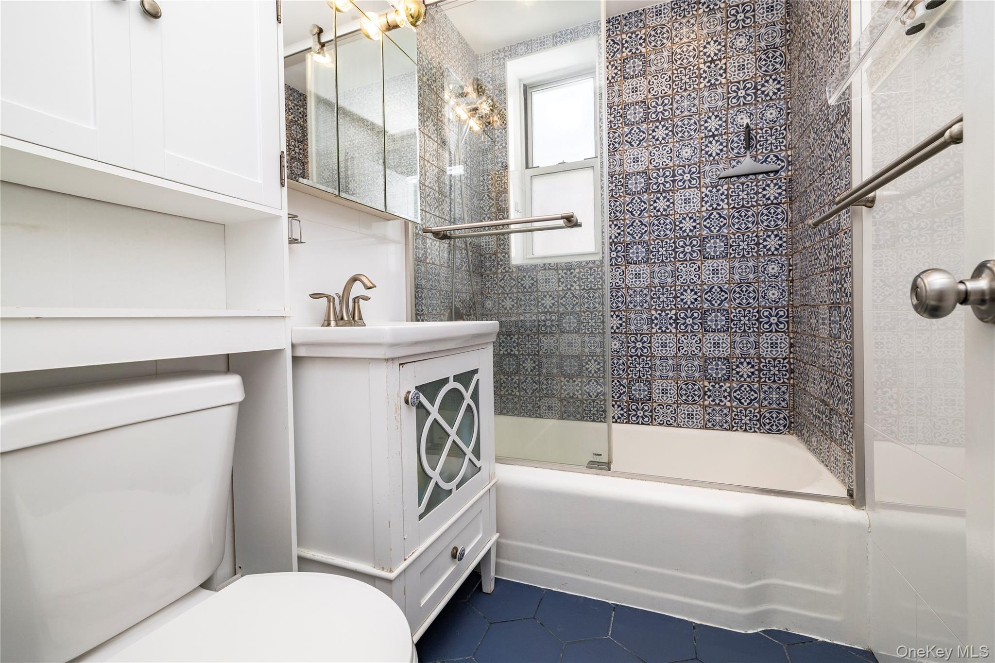 Coop Dubois  Nassau County, NY 11581, MLS-911086-15