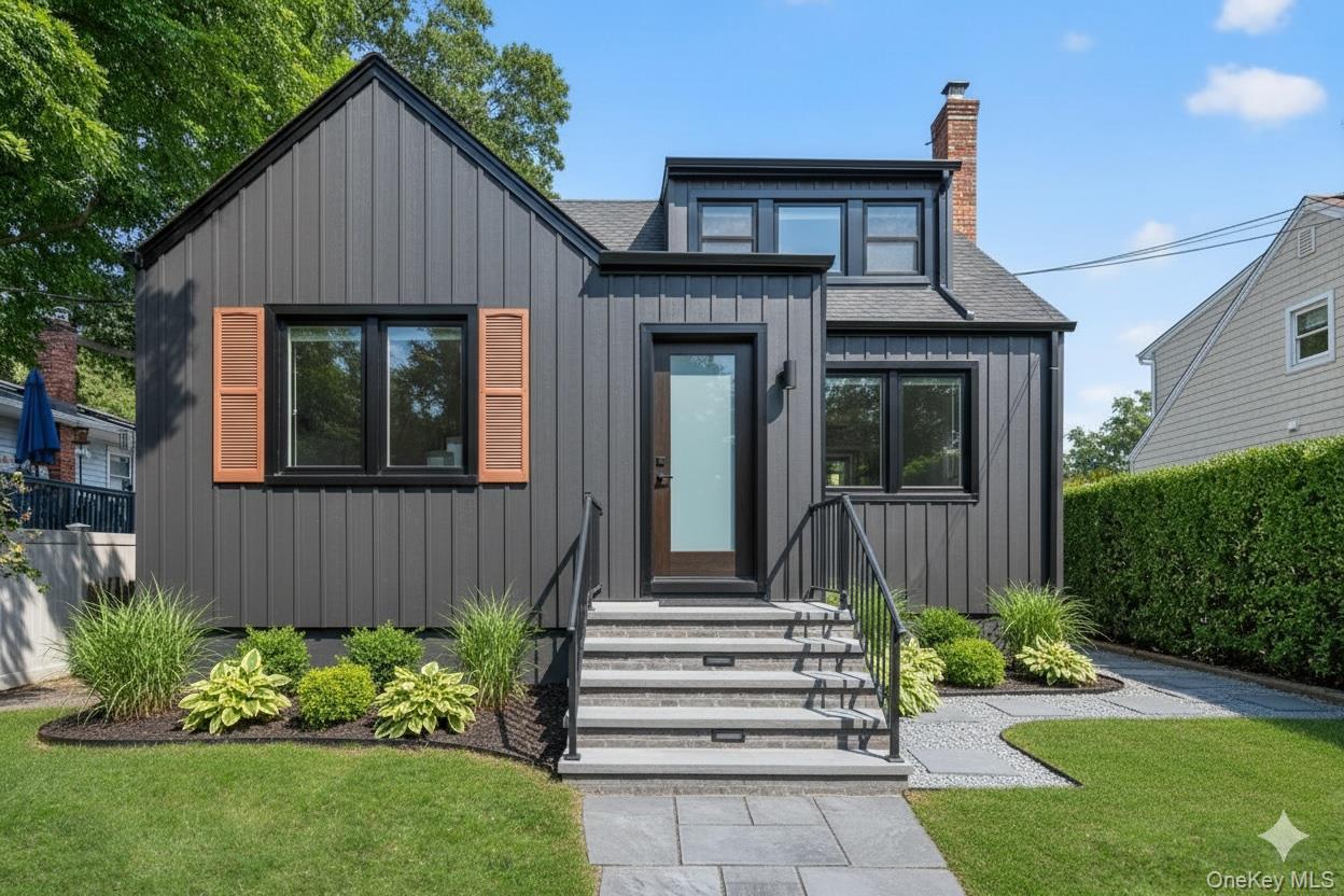 Single Family Hickory  Nassau County, NY 11709, MLS-911088-2