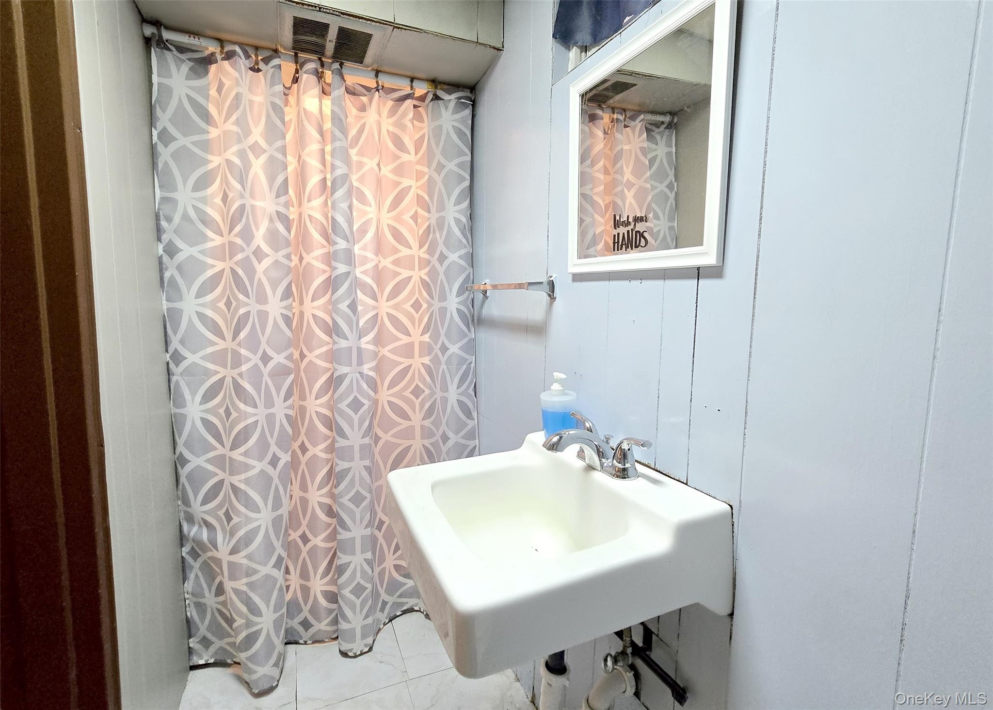 Single Family Choate Suffolk County, NY 11784, MLS-911167-13