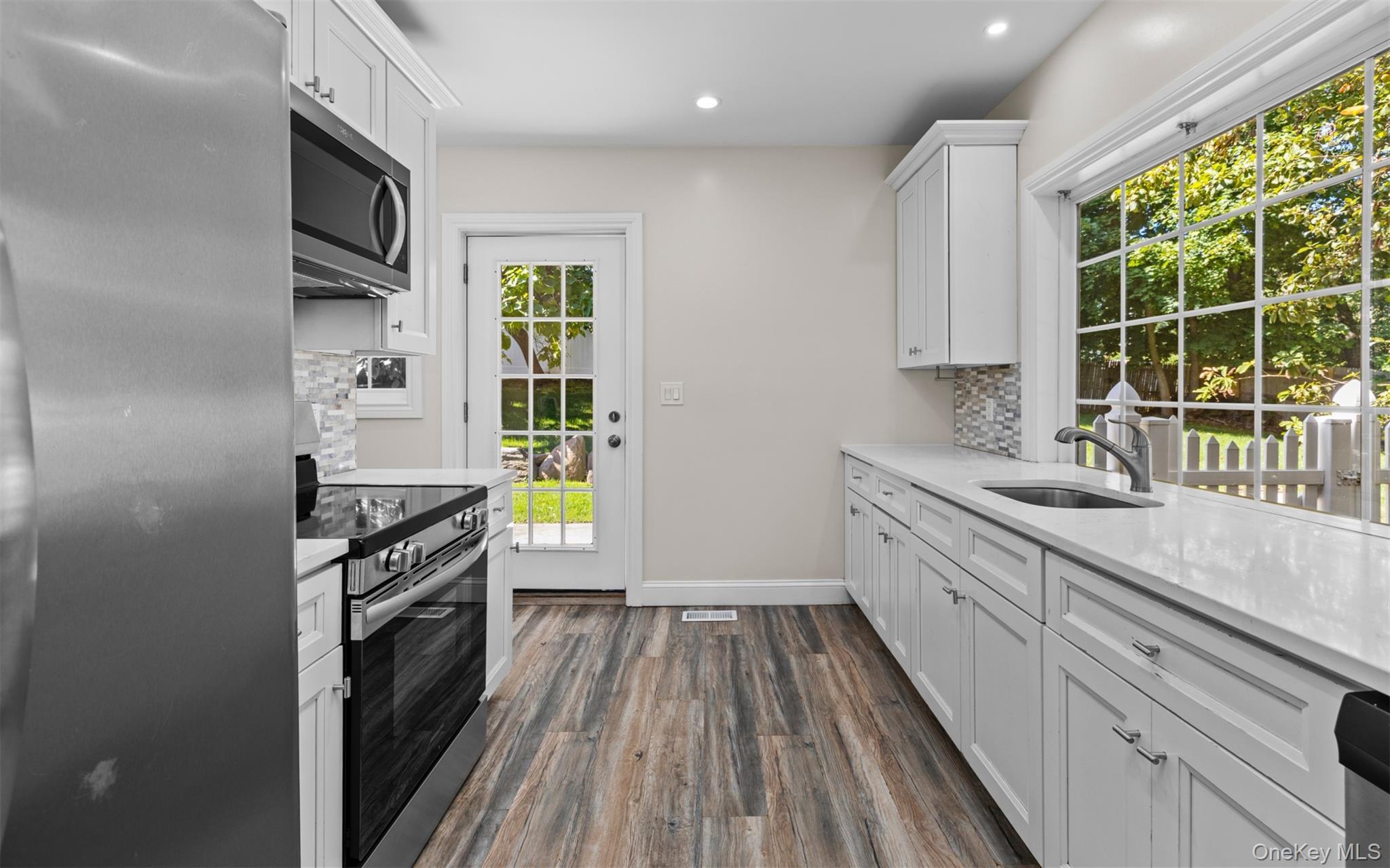 Single Family Ozone  Suffolk County, NY 11778, MLS-911201-10