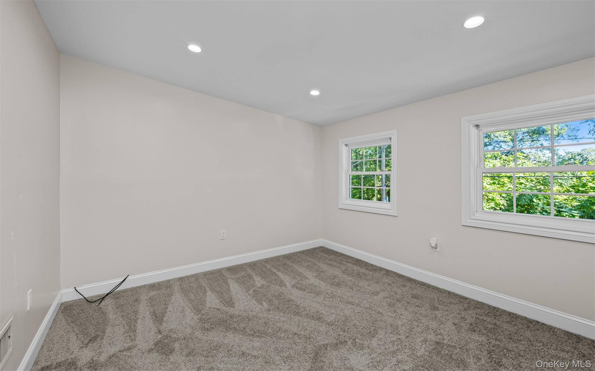 Single Family Ozone  Suffolk County, NY 11778, MLS-911201-14