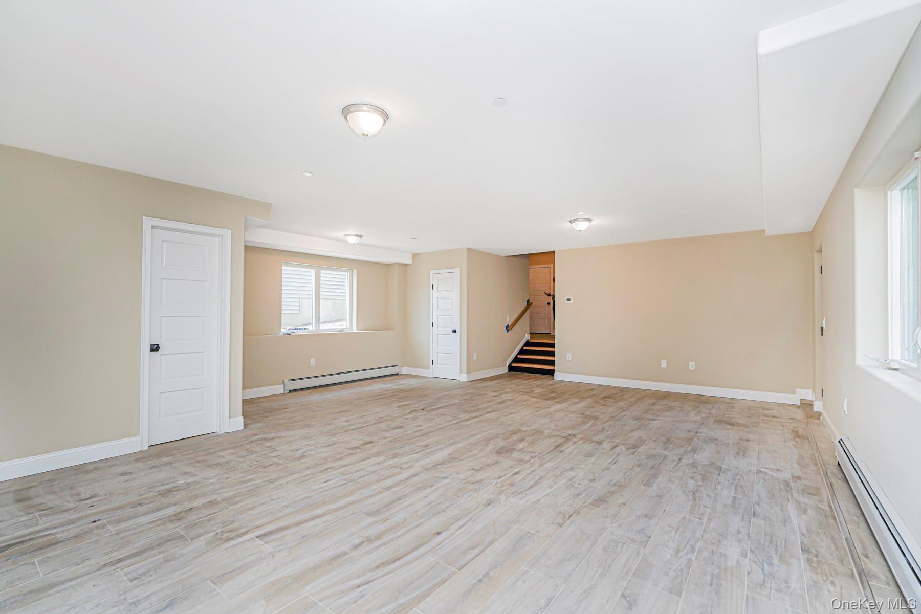 Single Family Glenwood Staten Island, NY 10301, MLS-911206-14