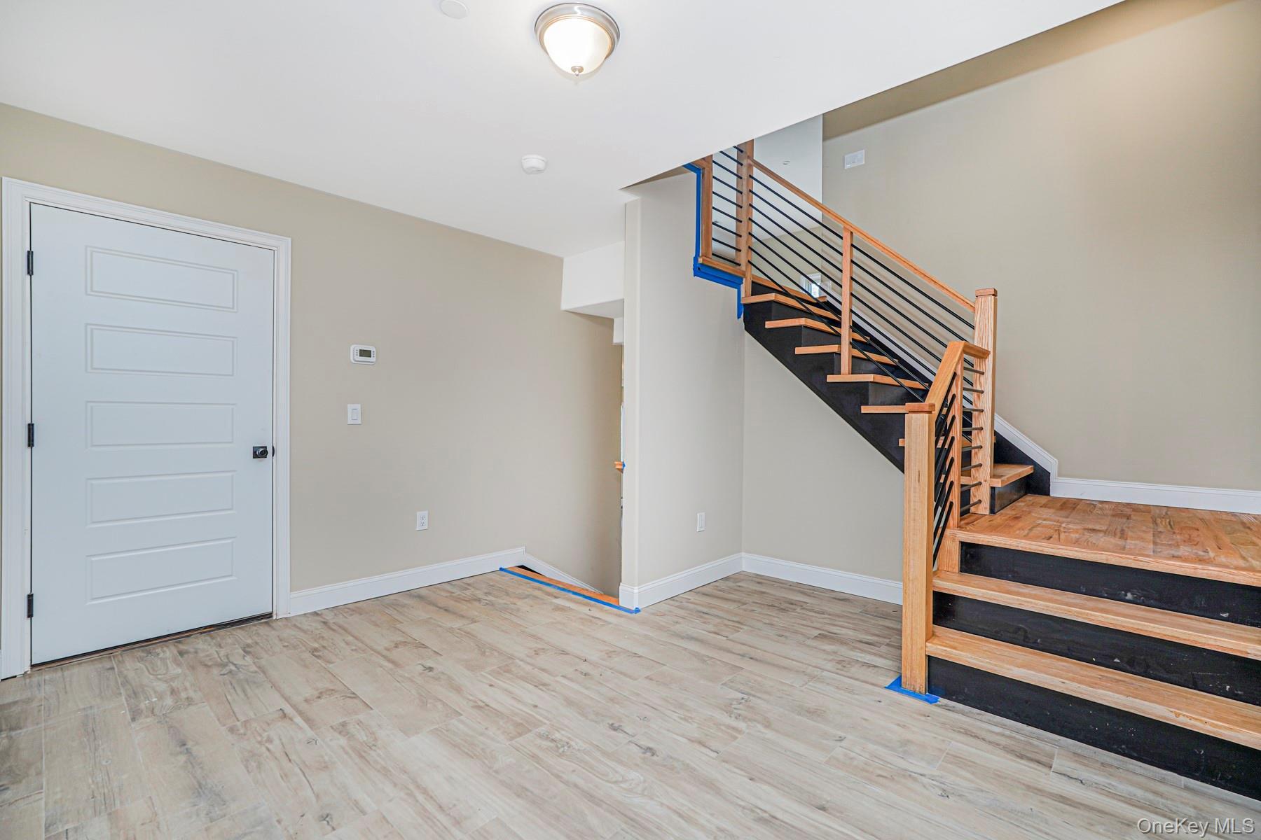 Single Family Glenwood Staten Island, NY 10301, MLS-911206-15