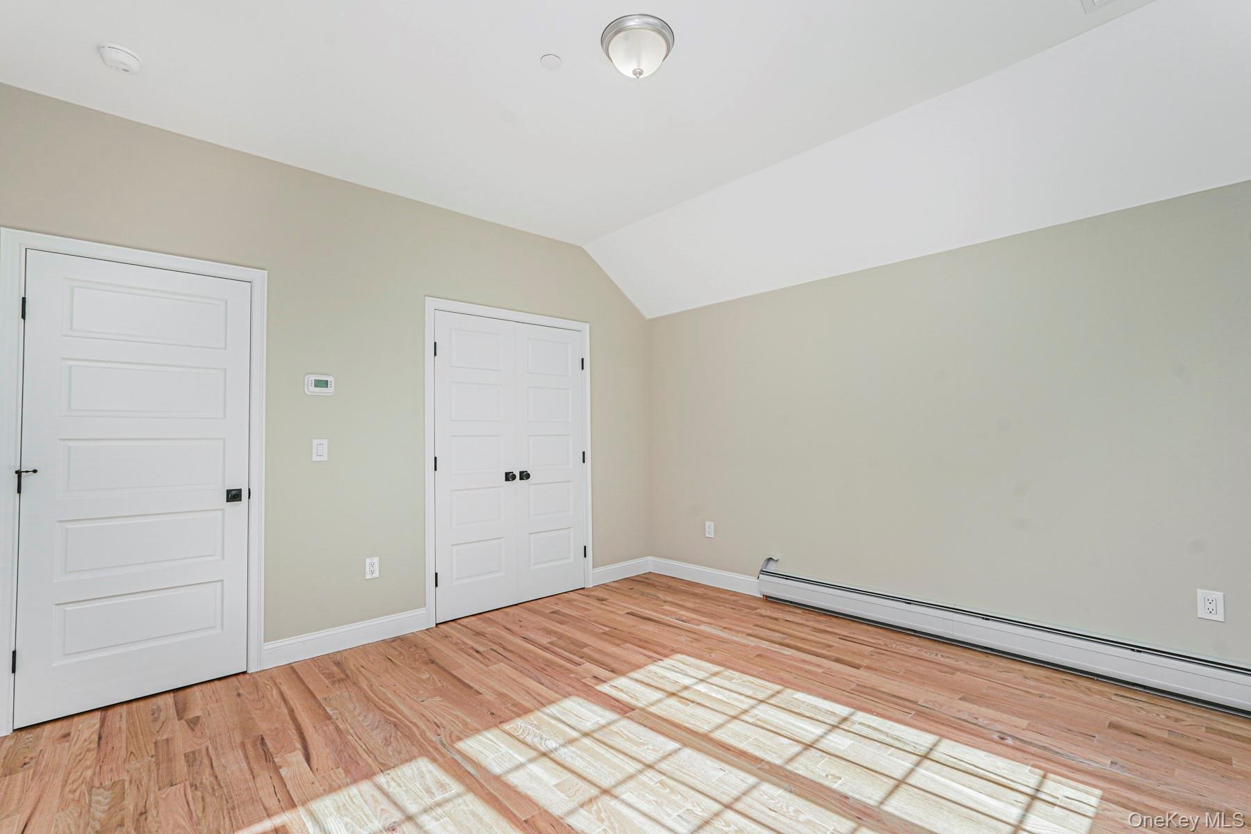 Single Family Glenwood Staten Island, NY 10301, MLS-911206-18