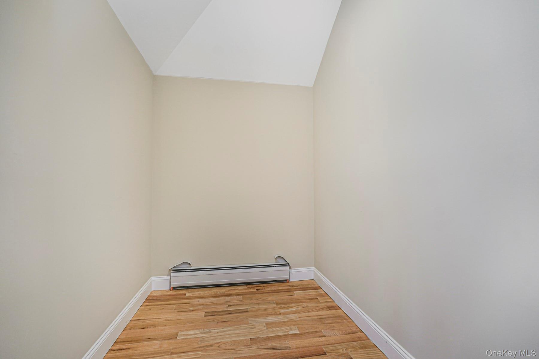 Single Family Glenwood Staten Island, NY 10301, MLS-911206-25